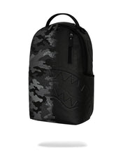 Load image into Gallery viewer, SPRAY SPLIT NIGHT CAMO DLXSV