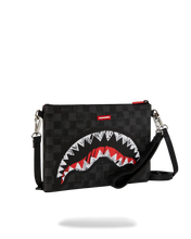 تحميل الصورة في عارض المعرض، SCRIBBLE SHARK CROSSOVER CLUTCH
