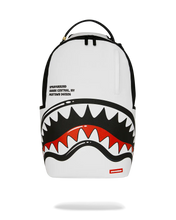 Load image into Gallery viewer, SHARK CENTRAL BUBBLY WHITE DLXSV

