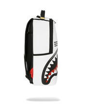 Load image into Gallery viewer, SHARK CENTRAL BUBBLY WHITE DLXSV
