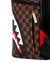 Load image into Gallery viewer, SHARKS IN PARIS GOLD DRIP DLXSV

