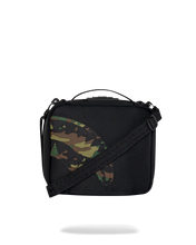 تحميل الصورة في عارض المعرض، SHARK CENTRAL BLACK CAMO SHARK SNACKPACK
