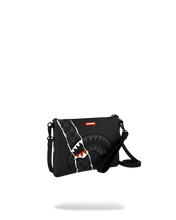 تحميل الصورة في عارض المعرض، CENTER RIP REVEAL CROSSOVER CLUTCH
