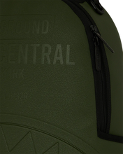 Load image into Gallery viewer, SHARK CENTRAL EMBOSSED GREEN DLXSV
