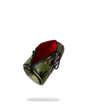 Load image into Gallery viewer, WOODLAND CAMO CHECK CHAIN DUFFLE
