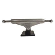 Load image into Gallery viewer, Rage Blk/Slv Hollow KingPin 139mm
