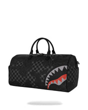 تحميل الصورة في عارض المعرض، 4AM RED SHARK DUFFLE
